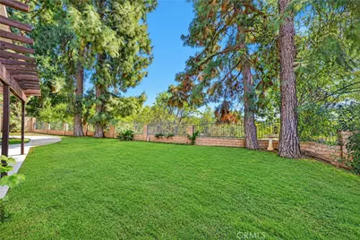 2402 W Valewood Street, San Dimas, CA 91773 - Photo 37