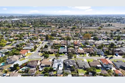 10523 Newville, Downey, CA 90241 - Photo 49