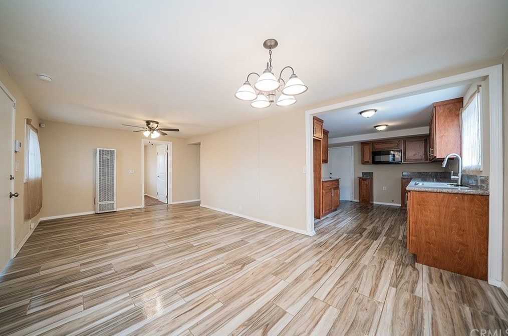1739 56th St, Los Angeles CA  90062-2730 exterior