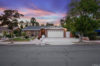 3825 S Ferntower Avenue - Photo 1