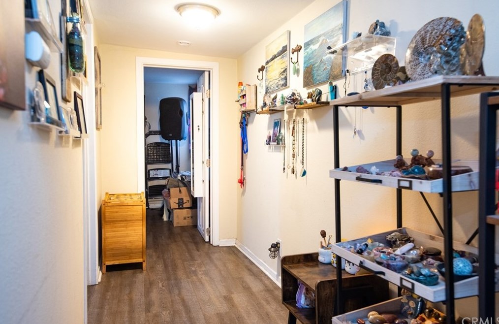 11204 Towne Ave, Los Angeles CA  90011-3435 exterior