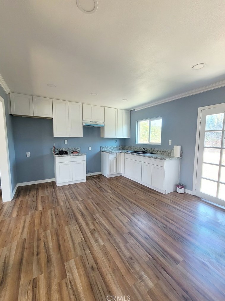 827 101st St, Los Angeles CA  90044-4507 exterior