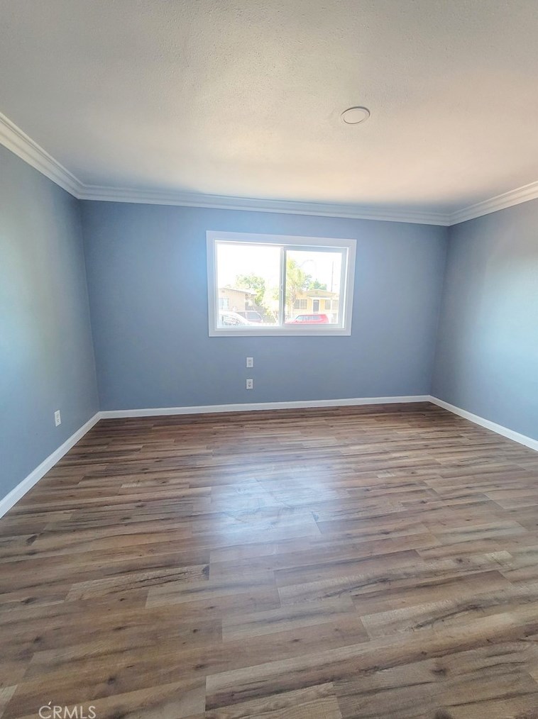 827 101st St, Los Angeles CA  90044-4507 exterior