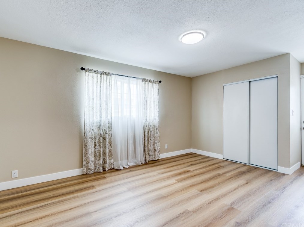 427 83rd St, Los Angeles CA  90003-3101 exterior