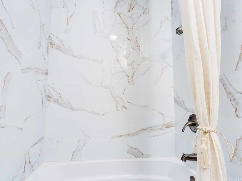 427 83rd St, Los Angeles CA  90003-3101 exterior