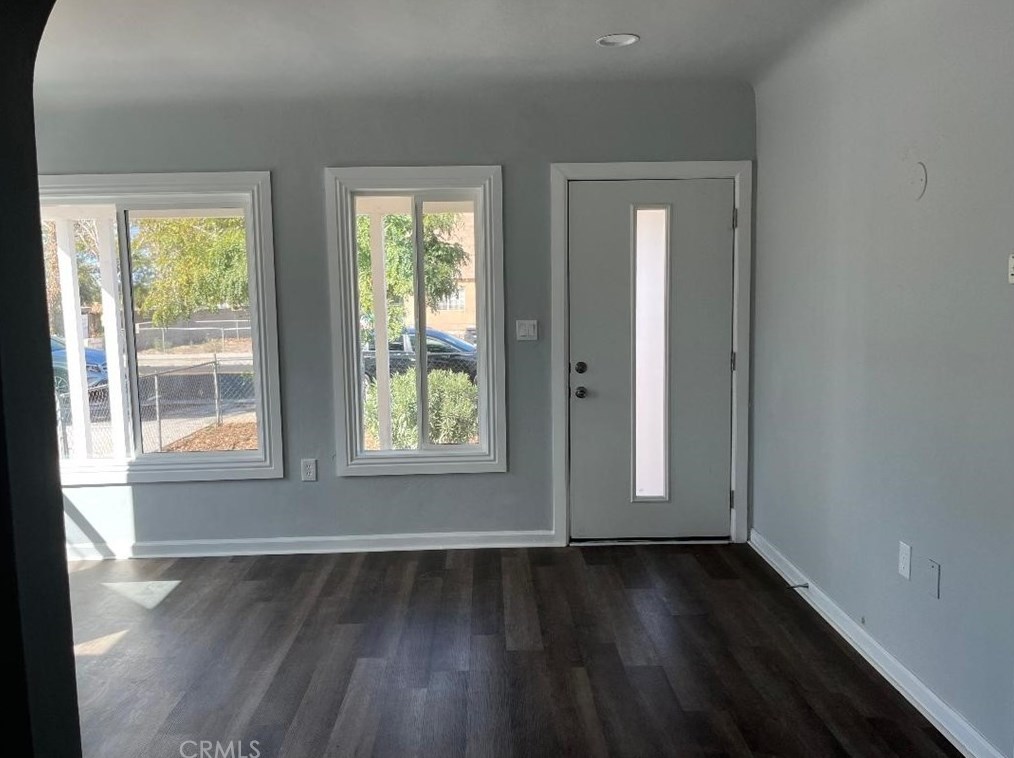 26308 San Jacinto St, Hemet CA  92543-6118 exterior