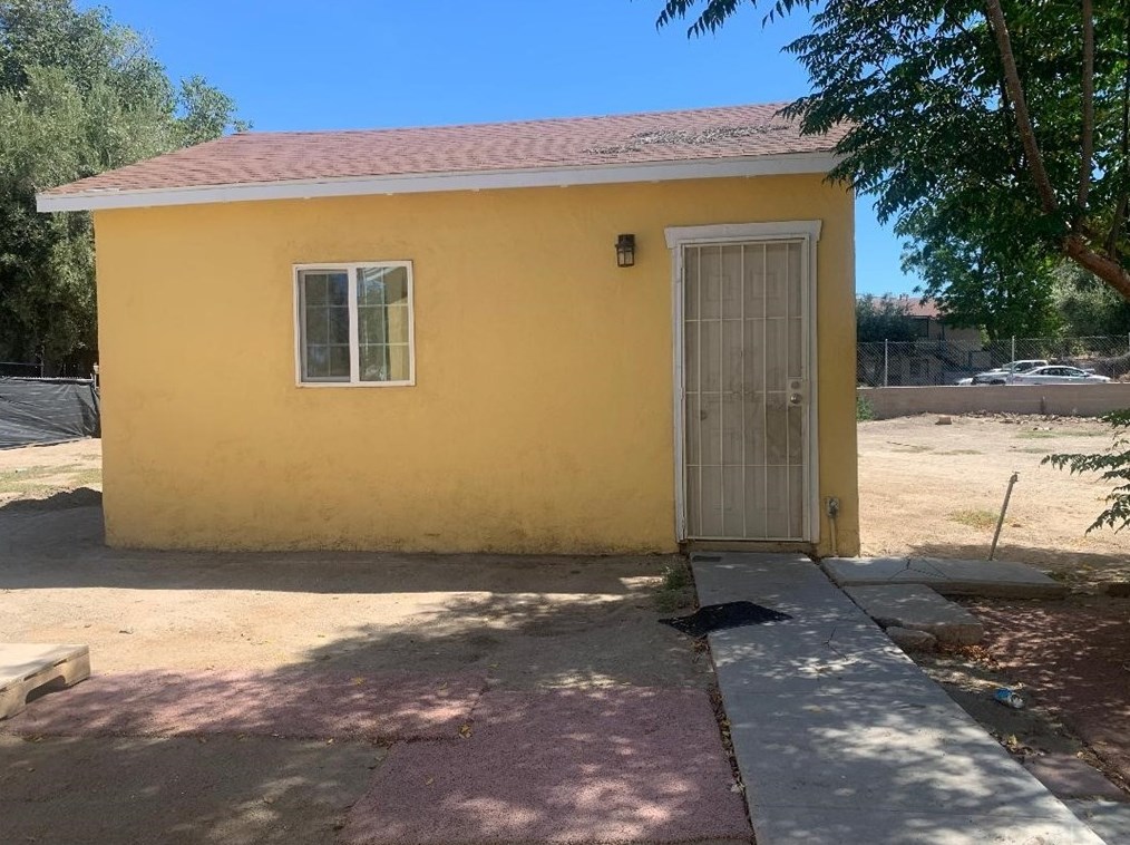26308 San Jacinto St, Hemet CA  92543-6118 exterior