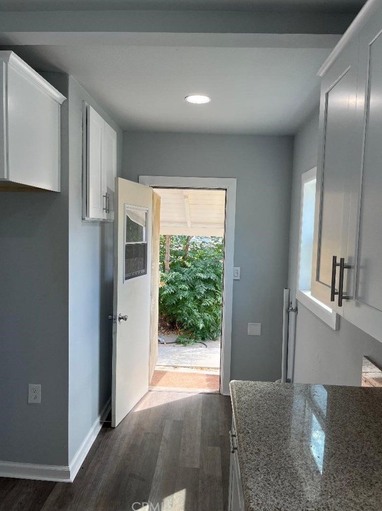 26308 San Jacinto St, Hemet CA  92543-6118 exterior
