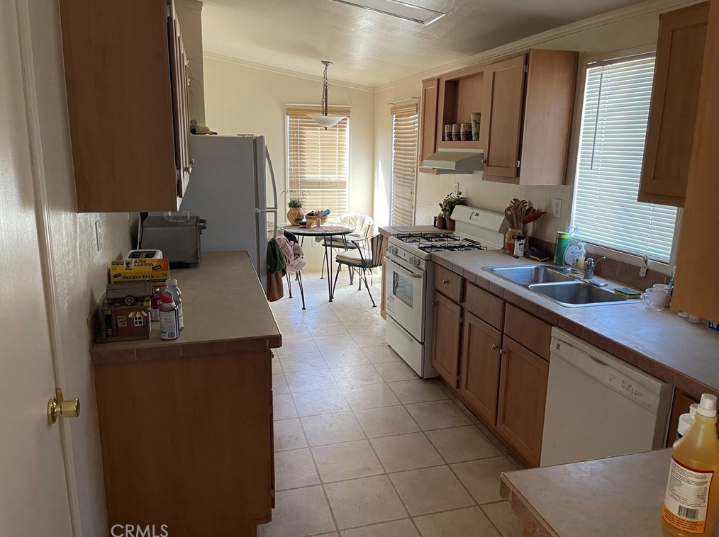 25575 Leon Rd, Homeland CA  92548 exterior