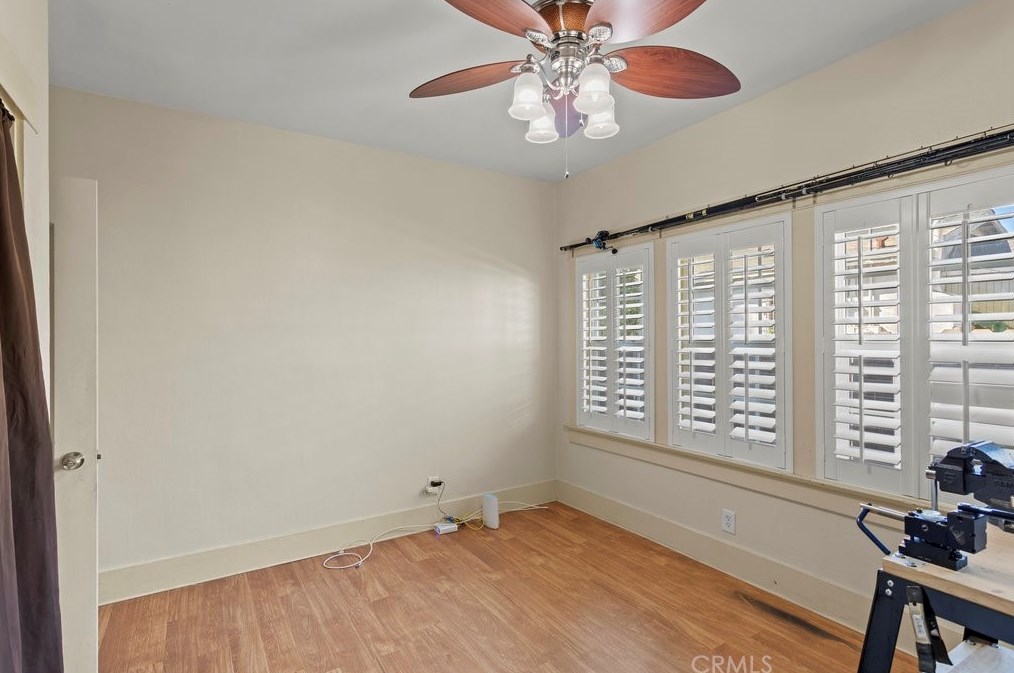 211 126th St, Los Angeles CA  90044-3818 exterior