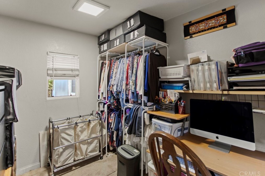 211 126th St, Los Angeles CA  90044-3818 exterior