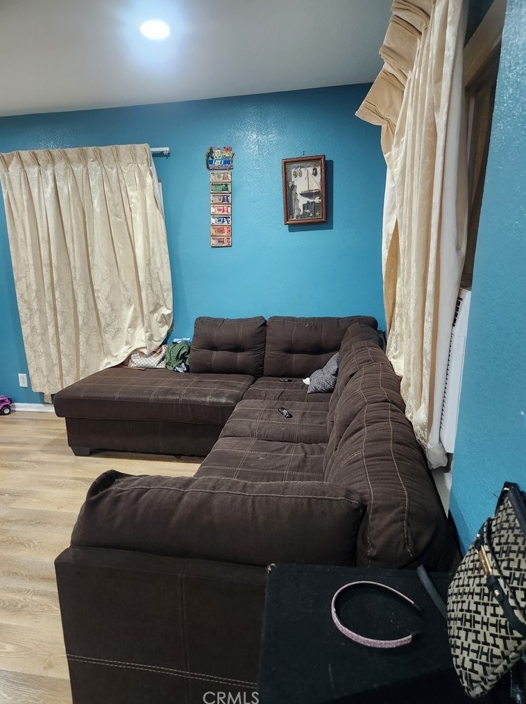 2152 105th St, Los Angeles CA  90002-3803 exterior