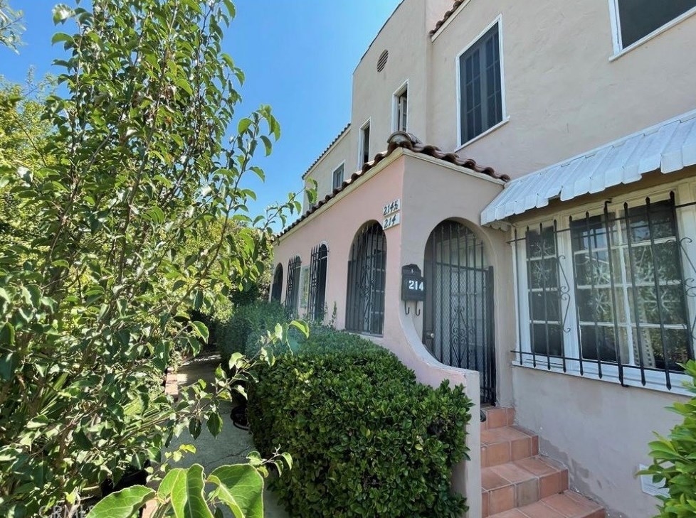 212 Park View St, Los Angeles CA  90057-2012 exterior