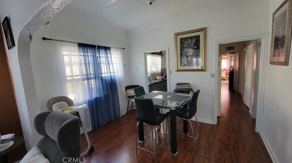 212 Park View St, Los Angeles CA  90057-2012 exterior
