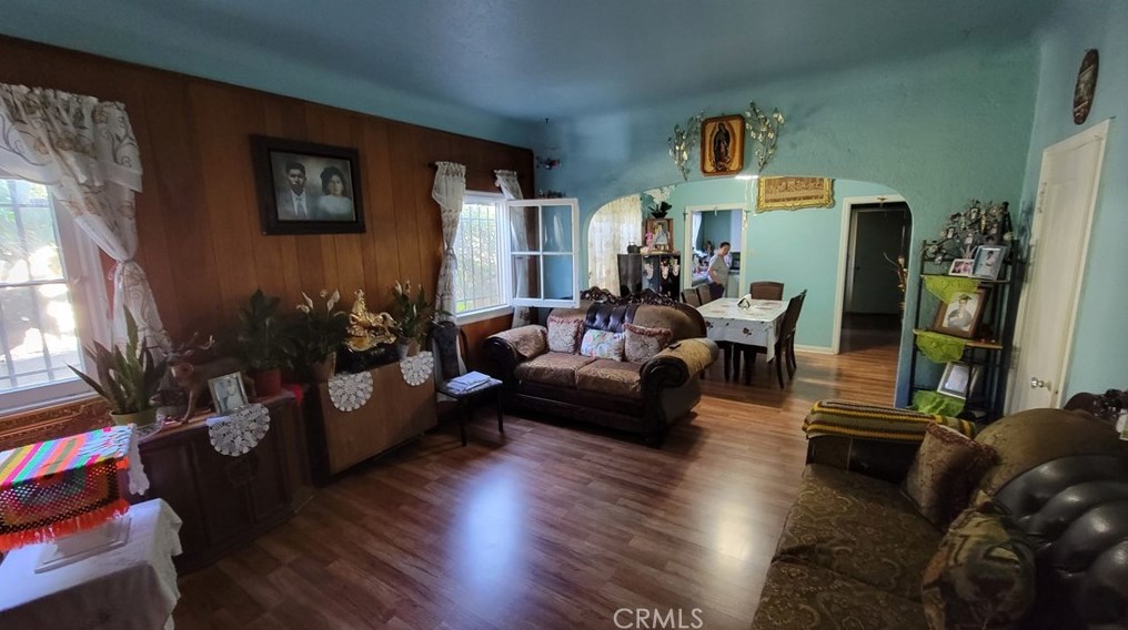 212 Park View St, Los Angeles CA  90057-2012 exterior