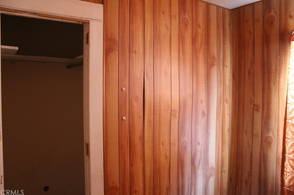 6326 8th Ave, Los Angeles CA  90043-4158 exterior