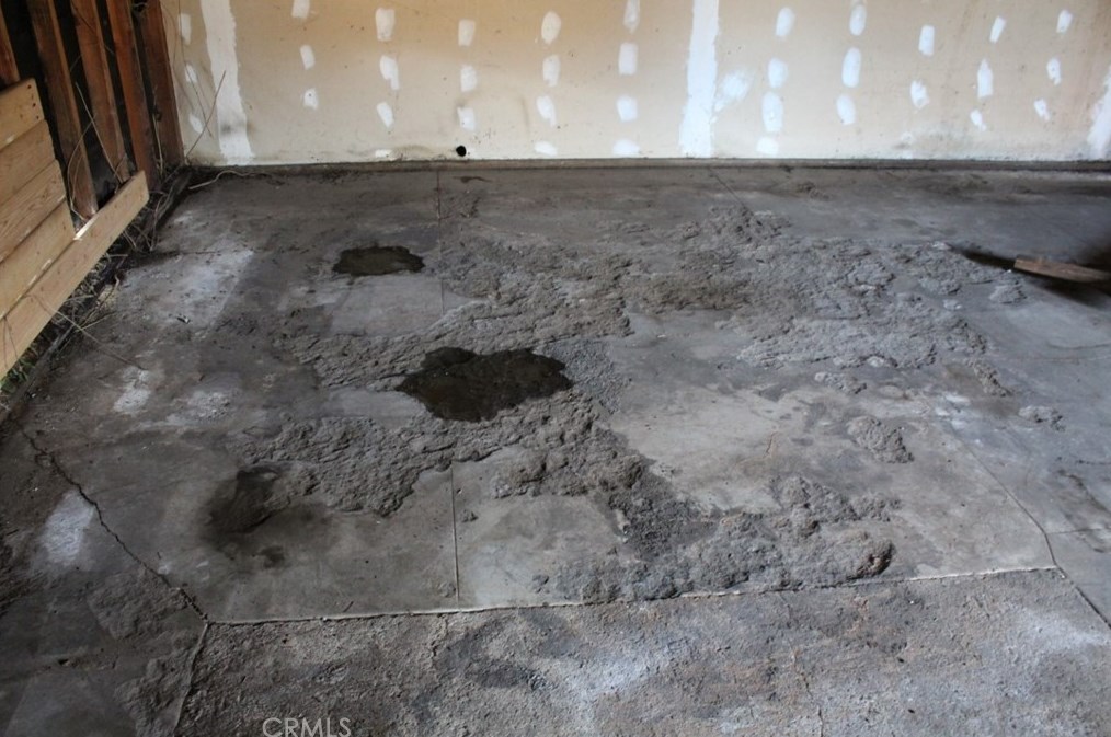 6326 8th Ave, Los Angeles CA  90043-4158 exterior