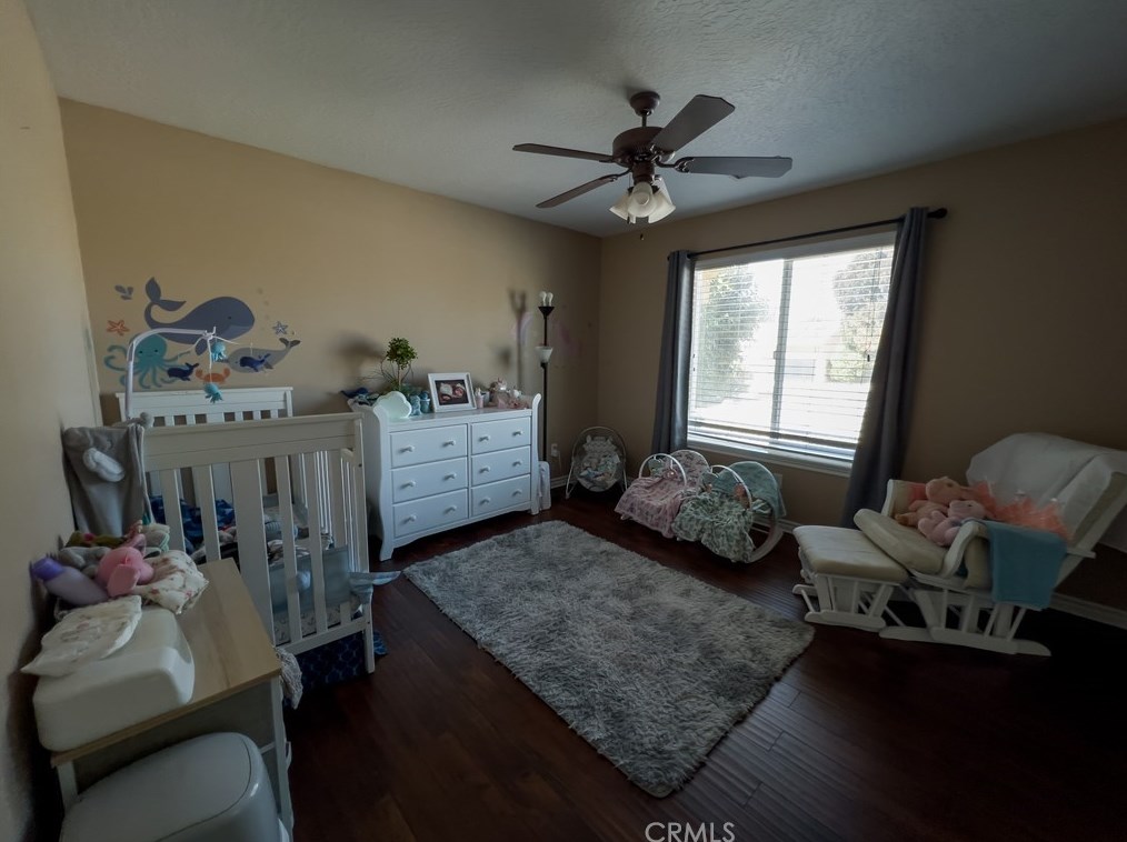 14955 Riverside Ct, Apple Valley CA  92307-4853 exterior