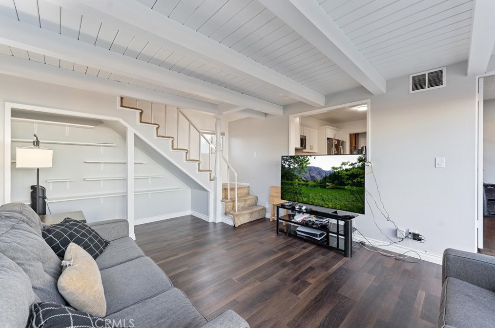 15420 Mottley Dr, La Mirada CA  90638-5461 exterior