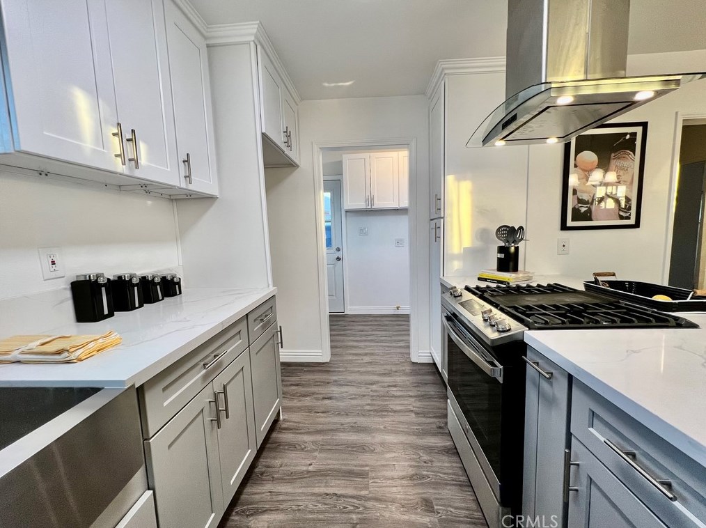 14732 Crossdale Ave, Norwalk CA  90650-5615 exterior