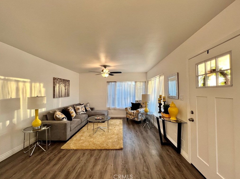 14732 Crossdale Ave, Norwalk CA  90650-5615 exterior