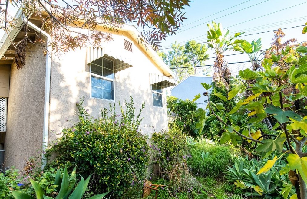 3174 Weldon Ave, Los Angeles CA  90065-2953 exterior