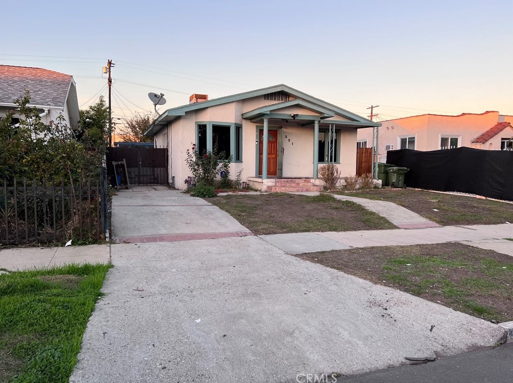 1321 73rd St, Los Angeles CA  90044-2437 exterior