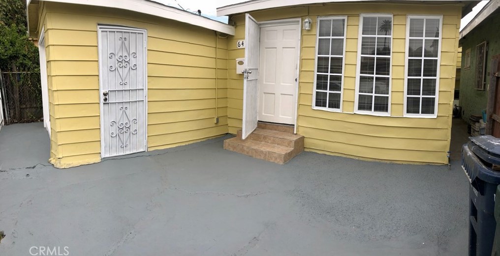 6406 Converse Ave, Los Angeles CA  90001-1720 exterior