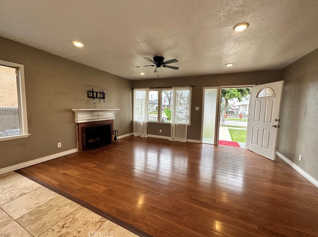 13703 Alburtis Ave, Norwalk CA  90650-3958 exterior