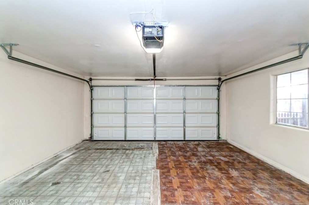 2120 Nord St, Compton CA  90222-2530 exterior