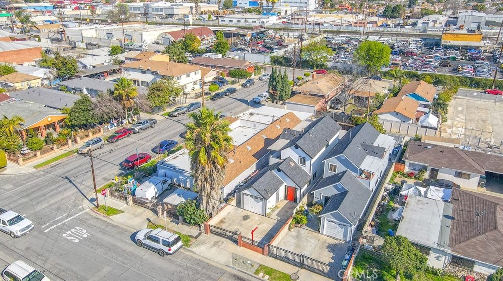 8106 Lou Dillon Ave, Los Angeles CA  90001-3533 exterior