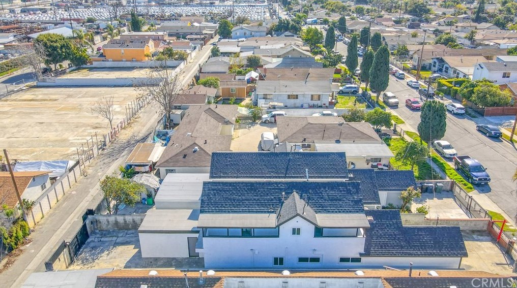 8106 Lou Dillon Ave, Los Angeles CA  90001-3533 exterior