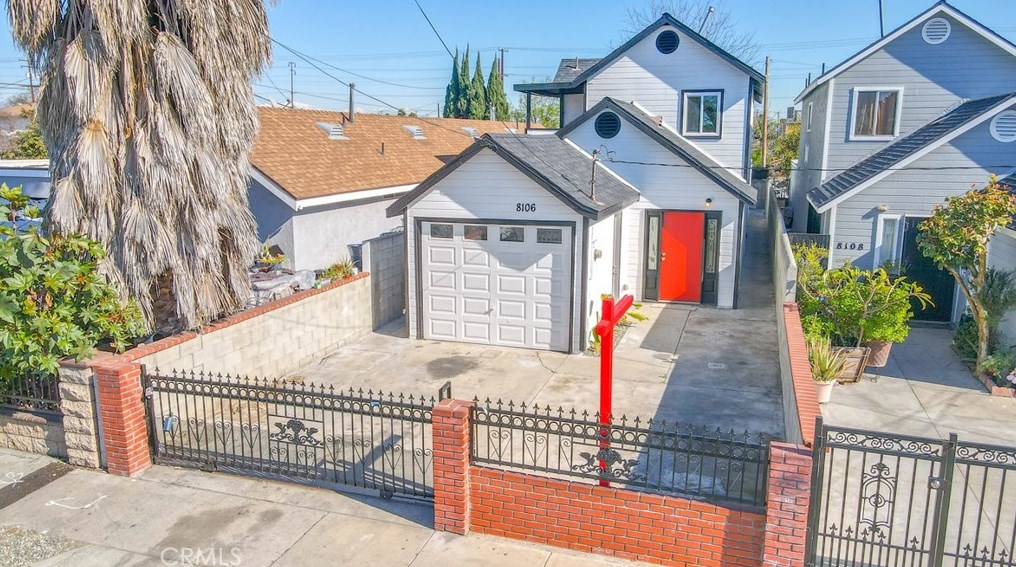 8106 Lou Dillon Ave, Los Angeles CA  90001-3533 exterior