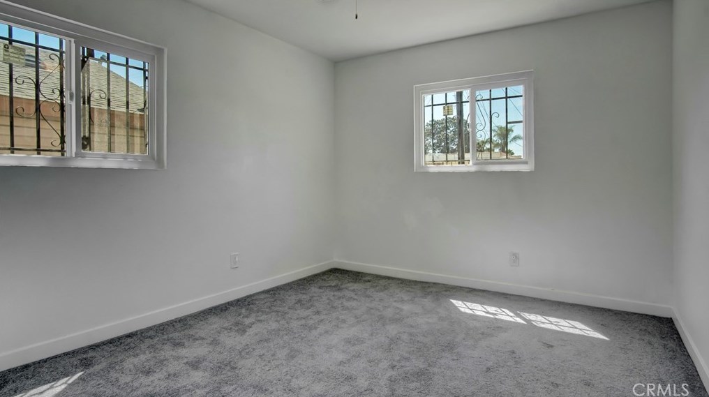 116 101st St, Los Angeles CA  90003-4702 exterior