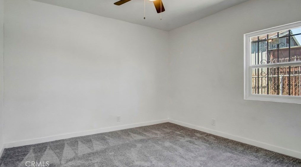 116 101st St, Los Angeles CA  90003-4702 exterior