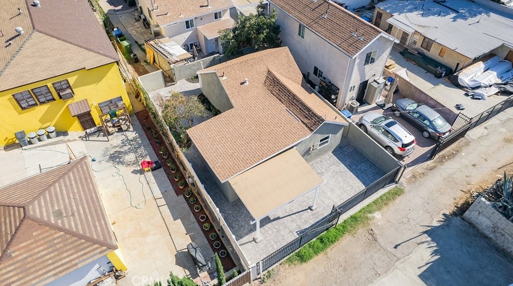 1109 Dacotah St, Los Angeles CA  90023-2956 exterior