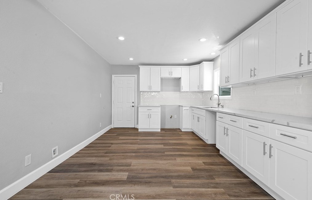 1109 Dacotah St, Los Angeles CA  90023-2956 exterior