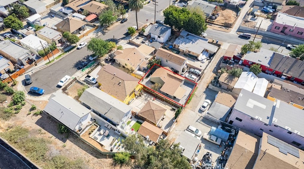1109 Dacotah St, Los Angeles CA  90023-2956 exterior
