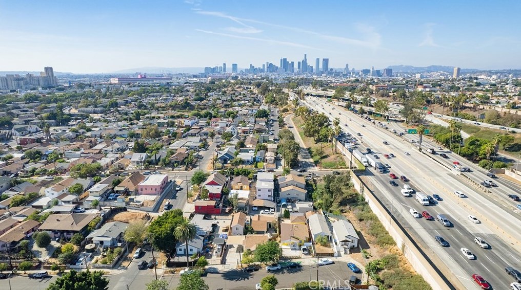 1109 Dacotah St, Los Angeles CA  90023-2956 exterior