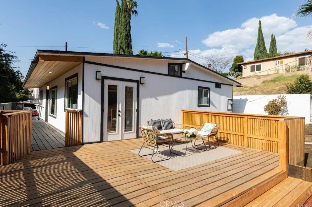 4922 Lynn St, Los Angeles CA  90042-3219 exterior