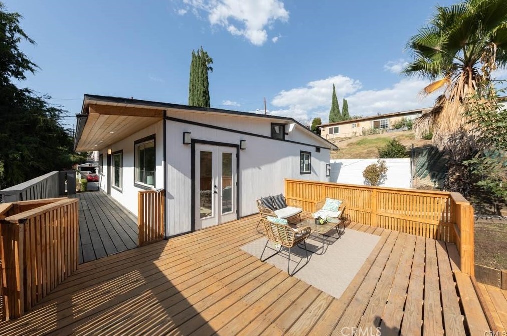 4922 Lynn St, Los Angeles CA  90042-3219 exterior