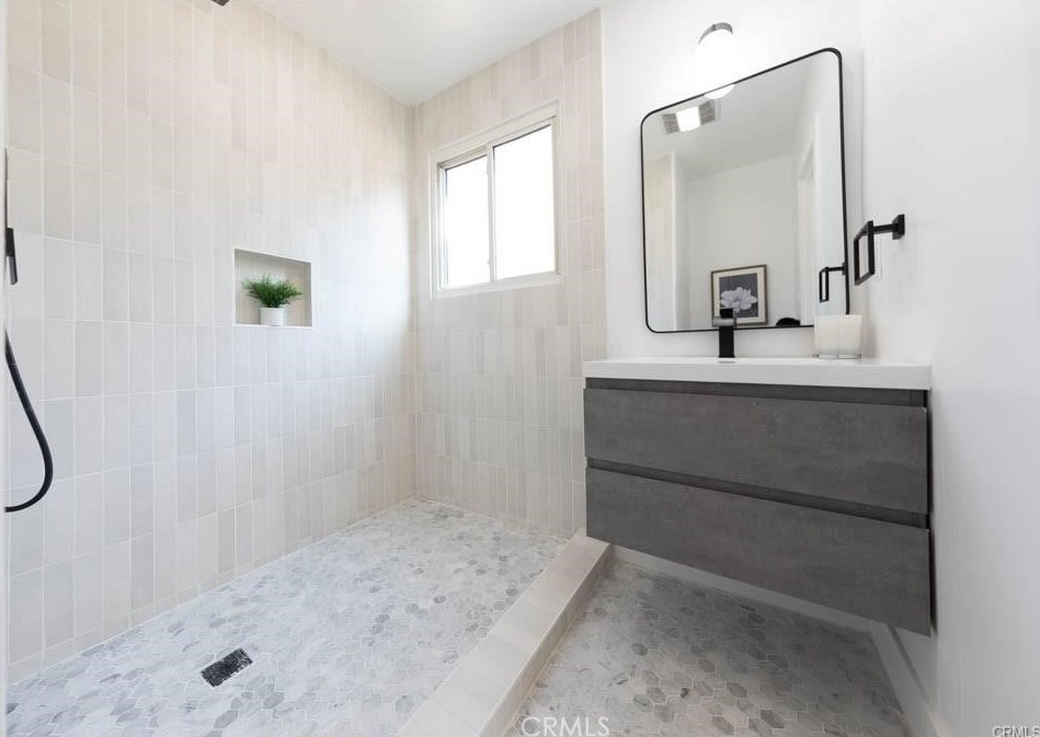 4922 Lynn St, Los Angeles CA  90042-3219 exterior