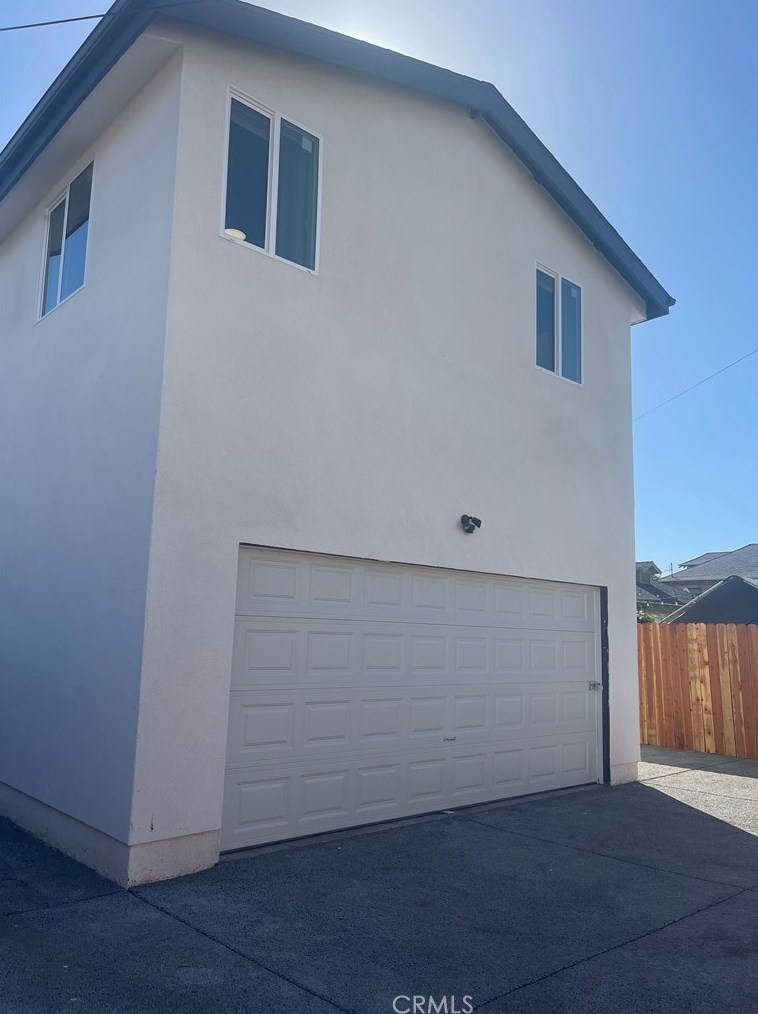 627 57th St, Los Angeles CA  90037-4023 exterior