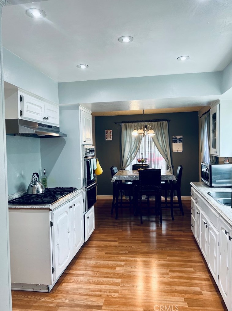 17373 Reed St, Fontana CA  92336-2750 exterior