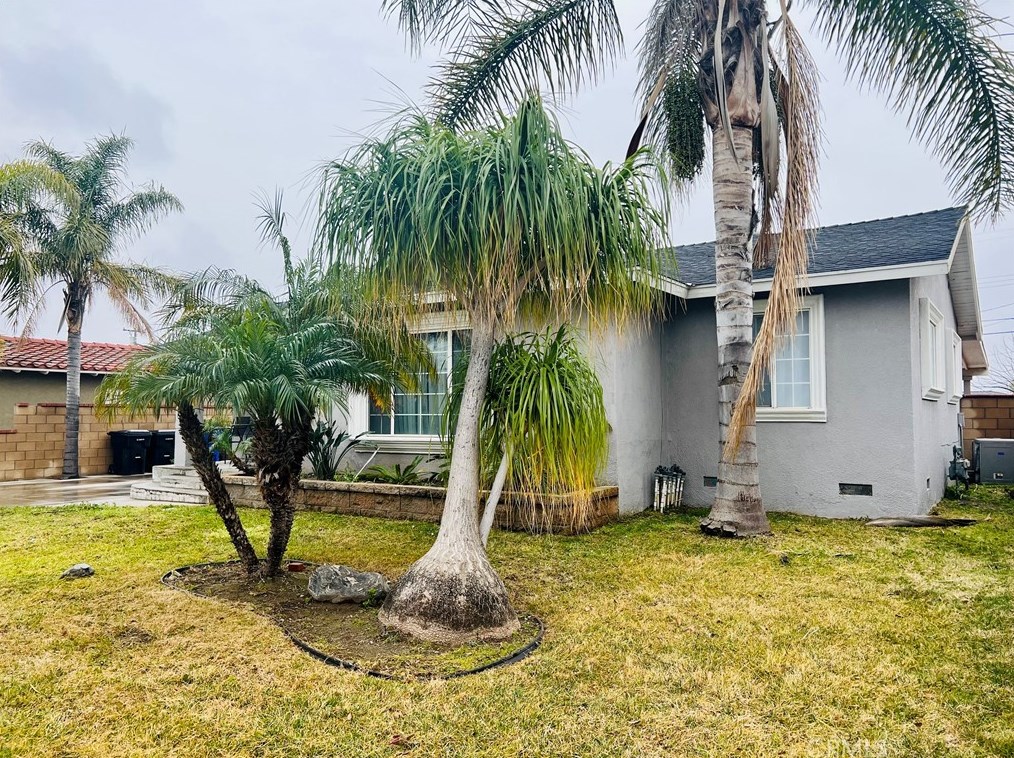 17373 Reed St, Fontana CA  92336-2750 exterior