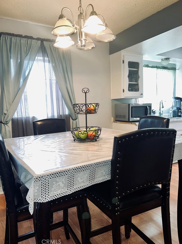 17373 Reed St, Fontana CA  92336-2750 exterior