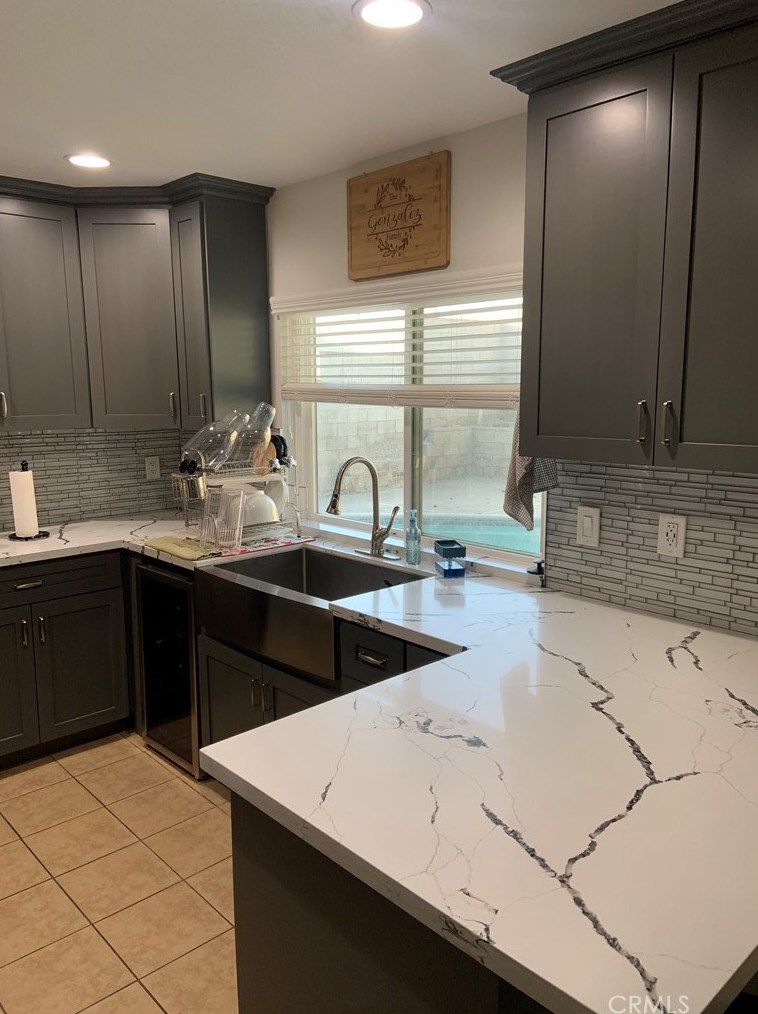 14728 Westward Dr, Fontana CA  92337-7277 exterior