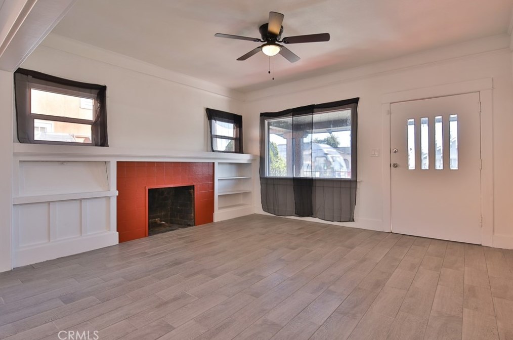1437 54th St, Los Angeles CA  90011-4919 exterior