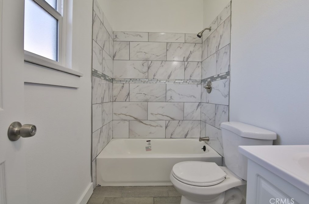 1437 54th St, Los Angeles CA  90011-4919 exterior