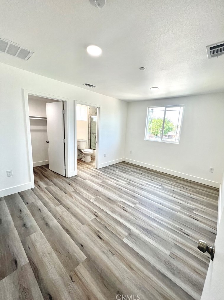 3721 San Pedro St, Los Angeles CA  90011-5615 exterior